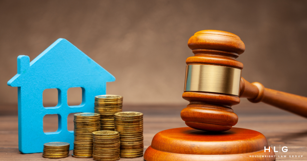House and gavel representing asset division and valuation in Texas divorce proceedings.